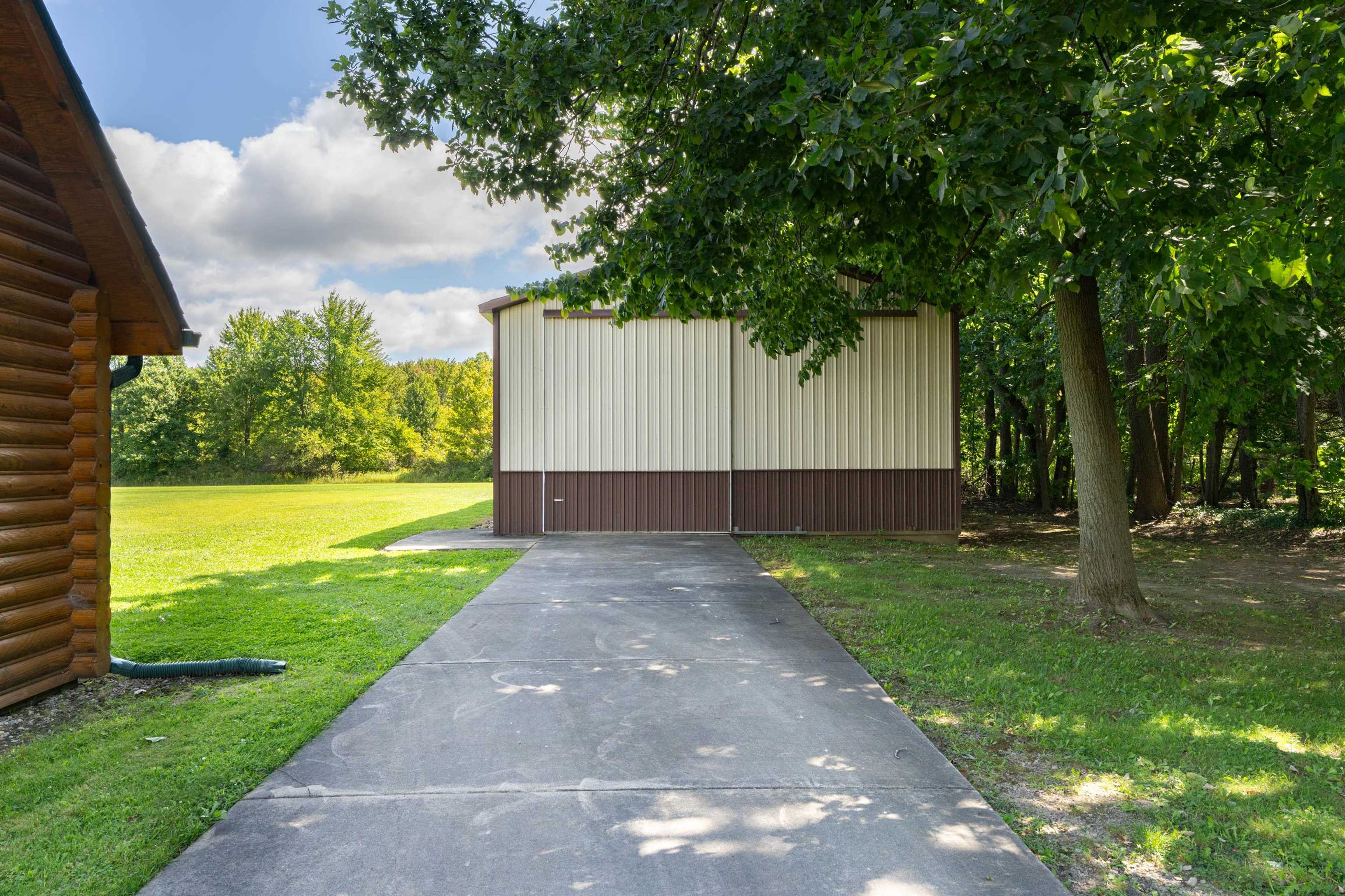 65550 Gramer Road New Haven, MI 48050 - Photo 49 of 54 50152709-d7d73ba9-b43d-4f31-b2a3-3ed5c7f0d66e.JPG