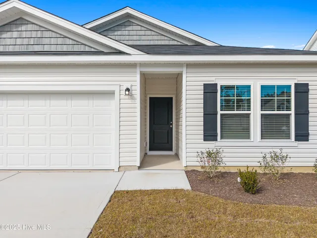 $299,990 | 1152 Garland Lake Circle, Supply, NC 28462