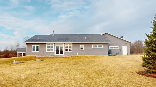 $495,000 | N16040 County Road K, Galesville, WI 54630