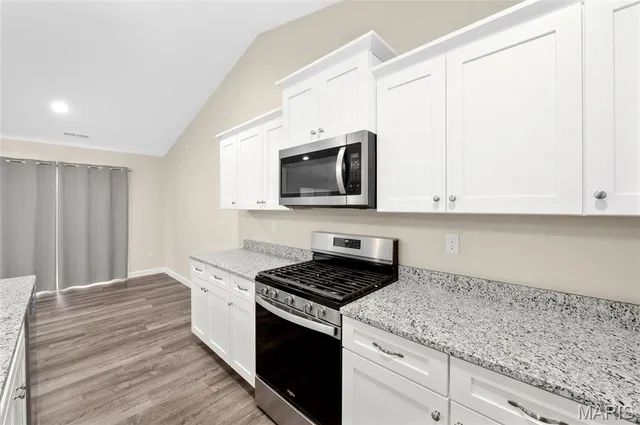 $362,500 | 2001 Serenade Lane, Troy, IL 62294