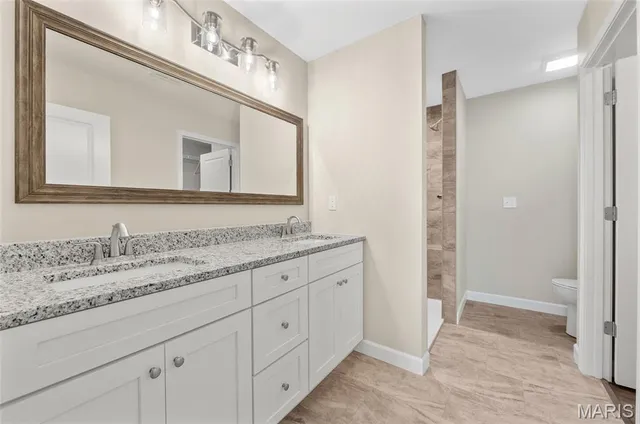 $362,500 | 2001 Serenade Lane, Troy, IL 62294