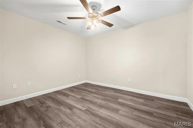 $362,500 | 2001 Serenade Lane, Troy, IL 62294