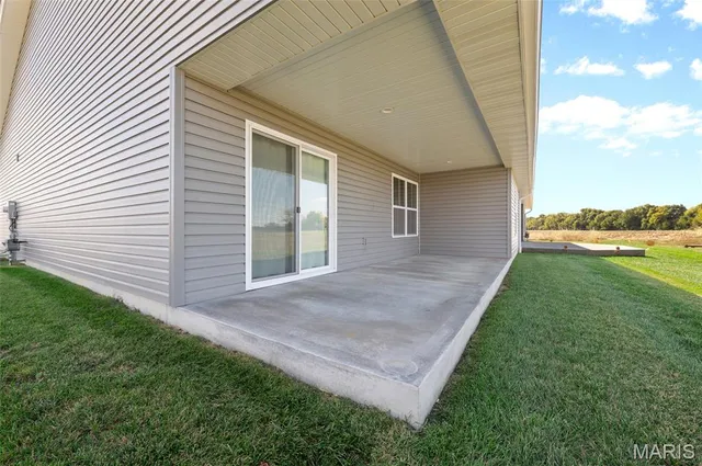 $362,500 | 2001 Serenade Lane, Troy, IL 62294