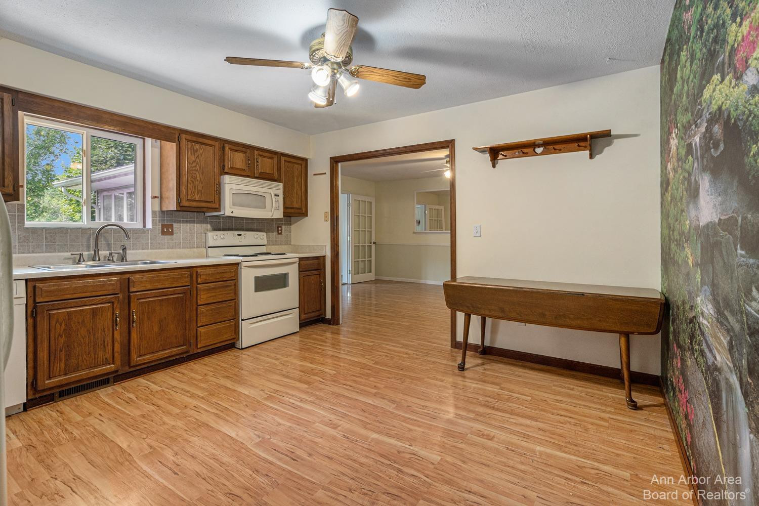 8850 Hitchingham Road Ypsilanti, MI 48197 - Photo 15 of 49 Photo 15