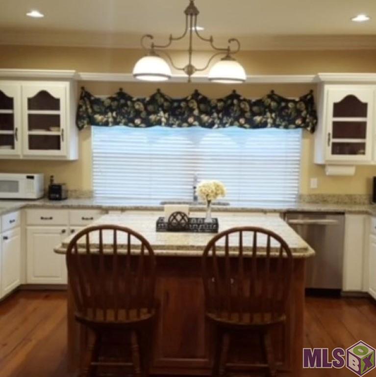 217 Charter Ridge Court Baton Rouge, LA 70810 - Photo 9 of 27