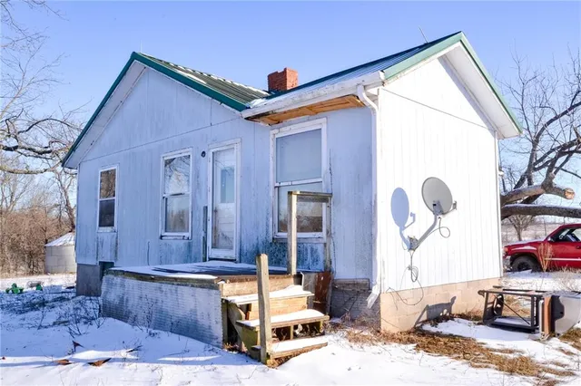 $5,280,000 | 14546 Northeast County Road 5313, Adrian, MO 64720