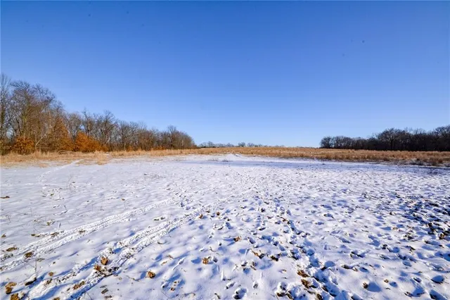 $5,280,000 | 14546 Northeast County Road 5313, Adrian, MO 64720