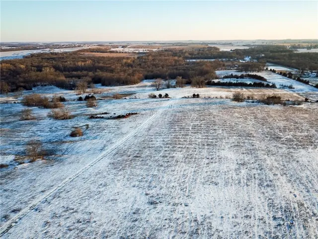 $5,280,000 | 14546 Northeast County Road 5313, Adrian, MO 64720