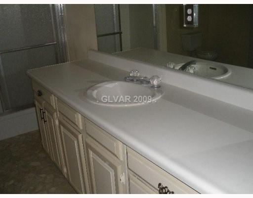 4188 Pleasant Road Las Vegas, NV 89108 - Photo 6 of 12 Master Bath/Spa.