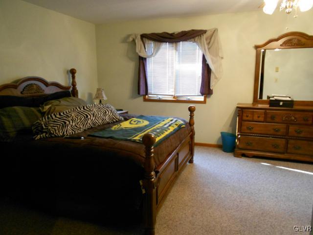 3920 Country Club Road Easton, PA 18045 - Photo 12 of 25 Master bedroom