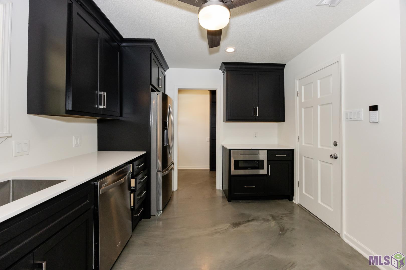 12424 Mollylea Drive Baton Rouge, LA 70815 - Photo 4 of 43