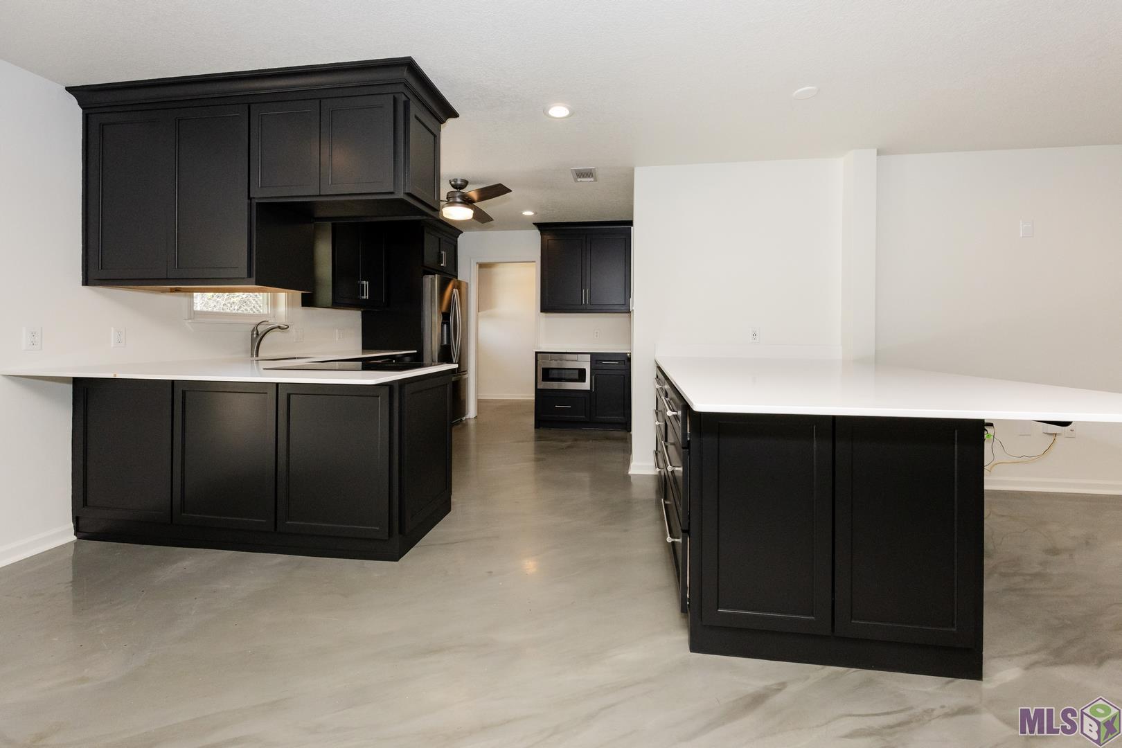 12424 Mollylea Drive Baton Rouge, LA 70815 - Photo 5 of 43