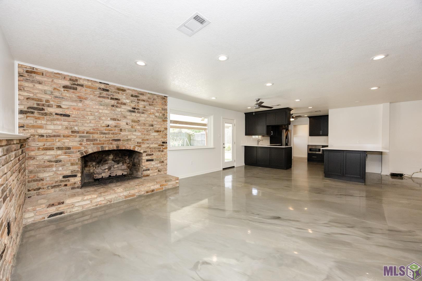 12424 Mollylea Drive Baton Rouge, LA 70815 - Photo 6 of 43