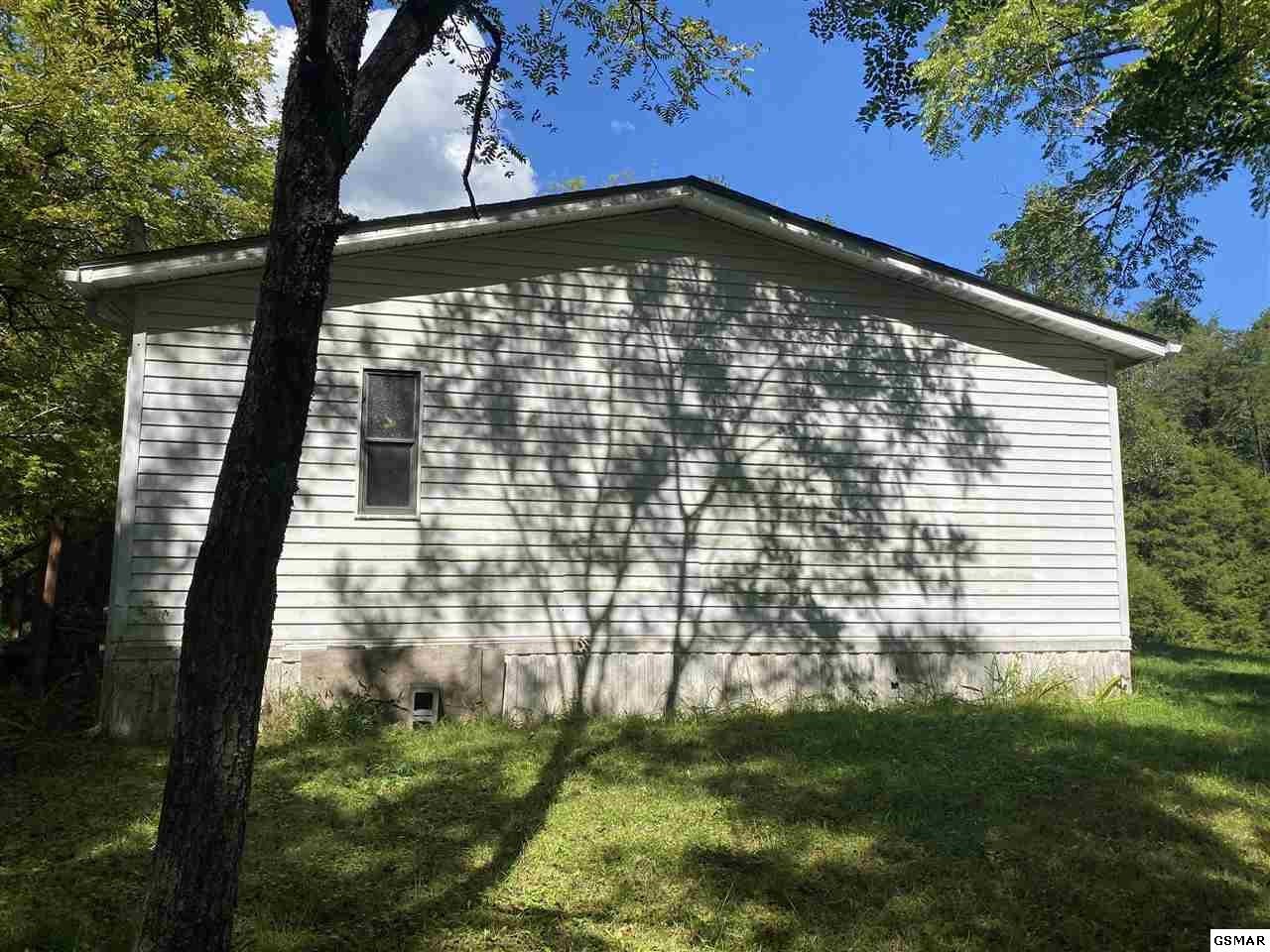 909 Stinnett Ridge Road Cosby, TN 37722 - Photo 8 of 35