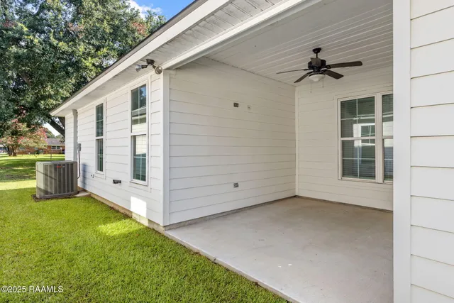 $221,000 | 229 Alpine Drive, Lafayette, LA 70506