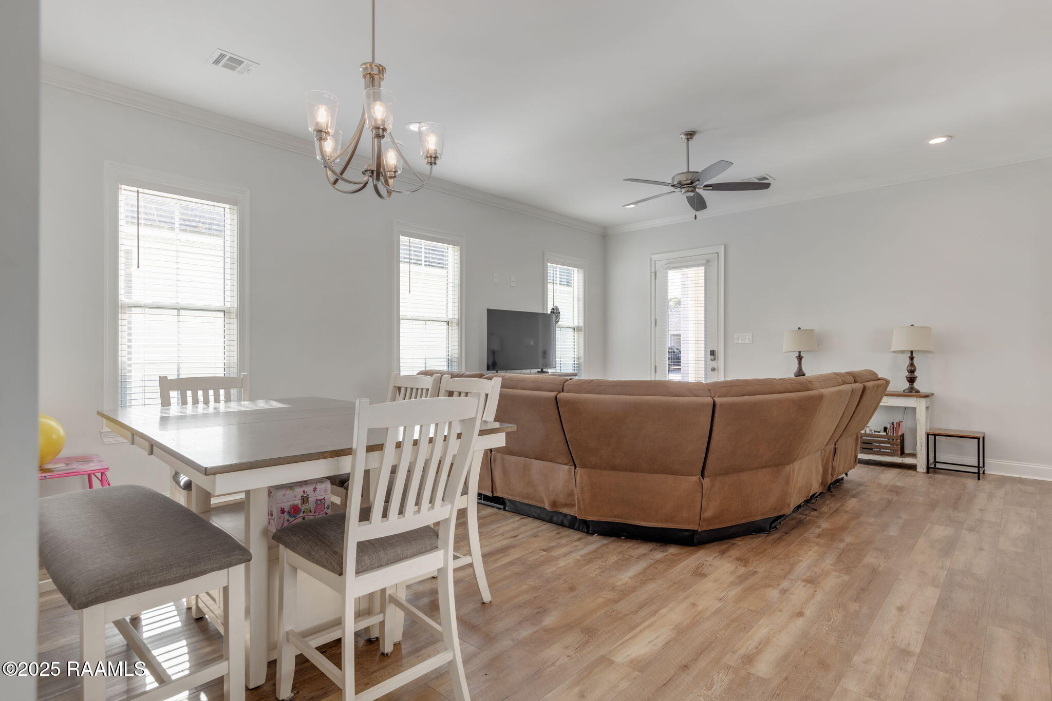 229 Alpine Drive Lafayette, LA 70506 - Photo 6 of 22 Living/Dining View