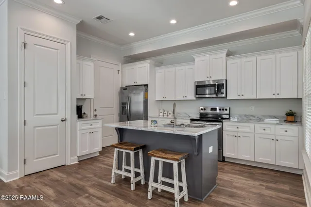 $221,000 | 229 Alpine Drive, Lafayette, LA 70506