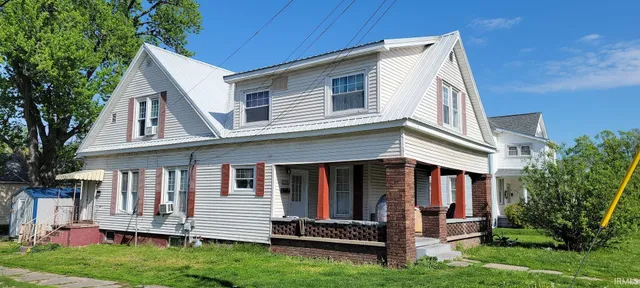 $1,500,000 | 309 Southeast 2nd Street, Washington, IN 47501