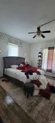 $1,500,000 | 309 Southeast 2nd Street, Washington, IN 47501