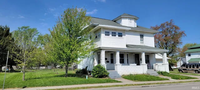 $1,500,000 | 309 Southeast 2nd Street, Washington, IN 47501