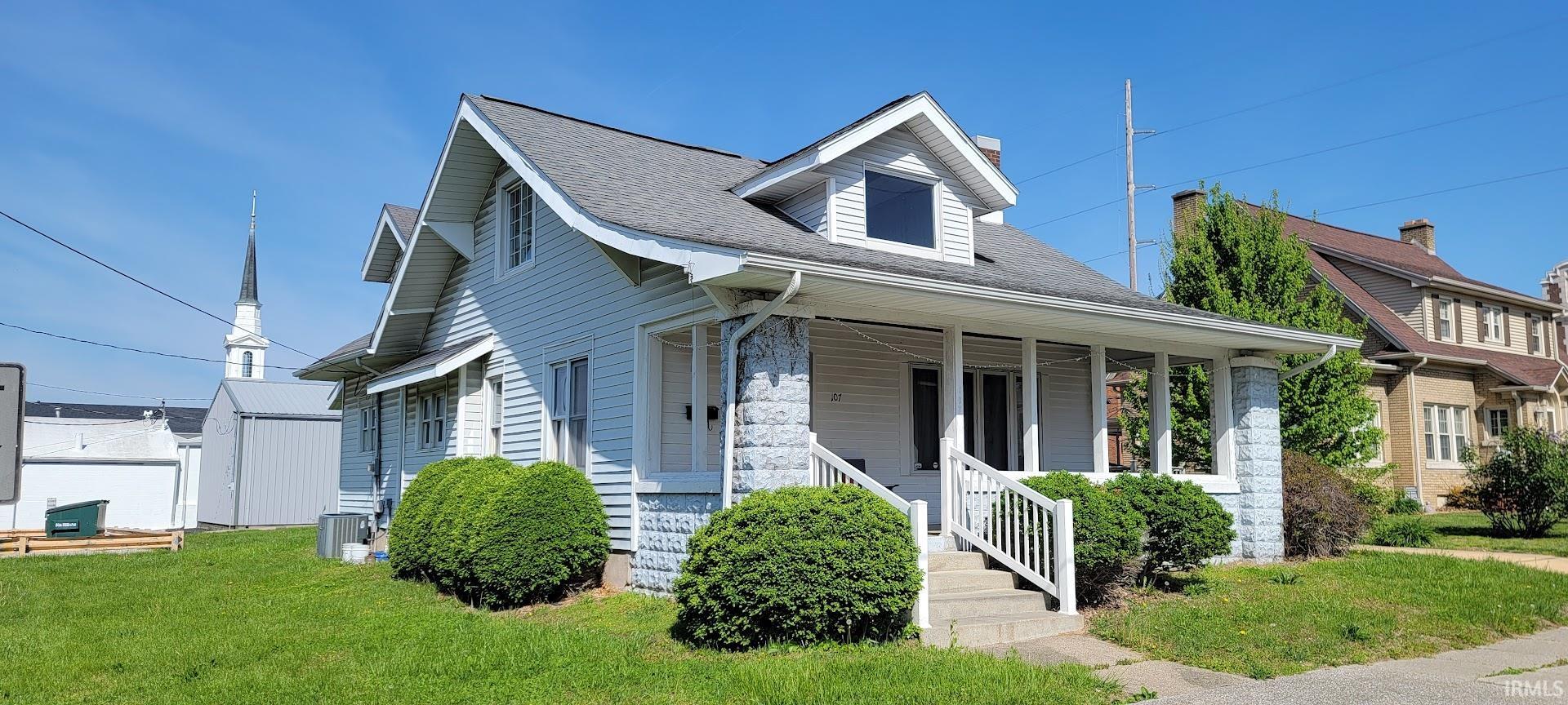 309 Southeast 2nd Street Washington, IN 47501 - Photo 7 of 31