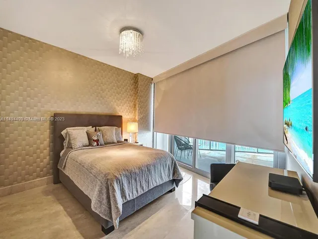 $36,000 | 17121 Collins Avenue, Unit 3905/3904, Sunny Isles Beach, FL 33160