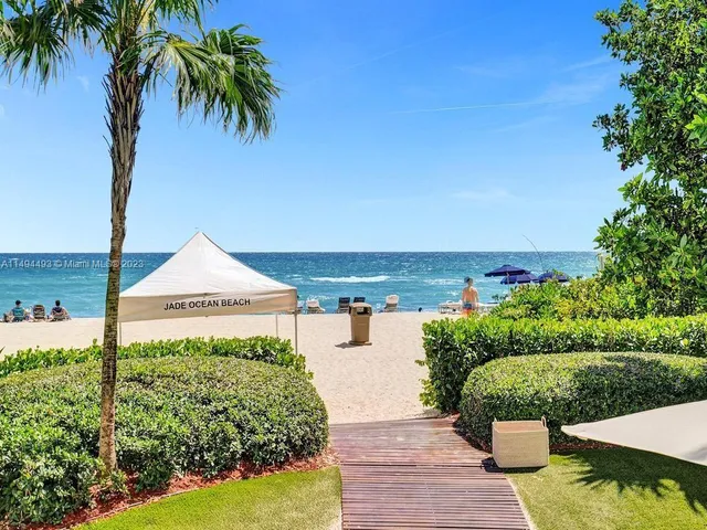 $36,000 | 17121 Collins Avenue, Unit 3905/3904, Sunny Isles Beach, FL 33160