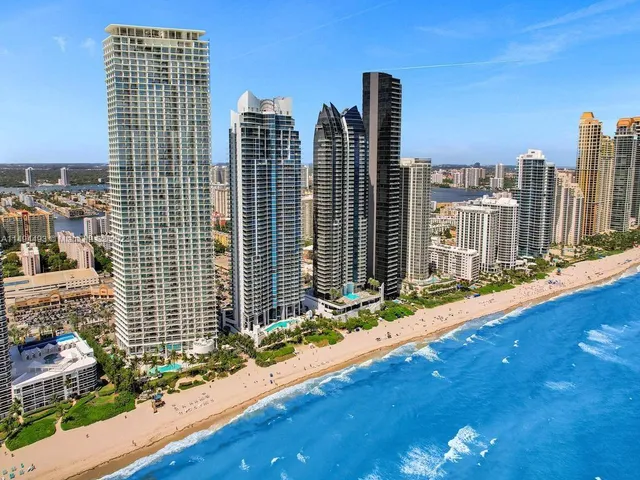 $36,000 | 17121 Collins Avenue, Unit 3905/3904, Sunny Isles Beach, FL 33160