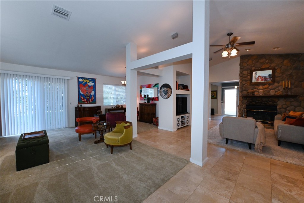 17371 Mockingbird Canyon Road Riverside, CA 92504 - Photo 65 of 73 Living room, Dining Room and family room