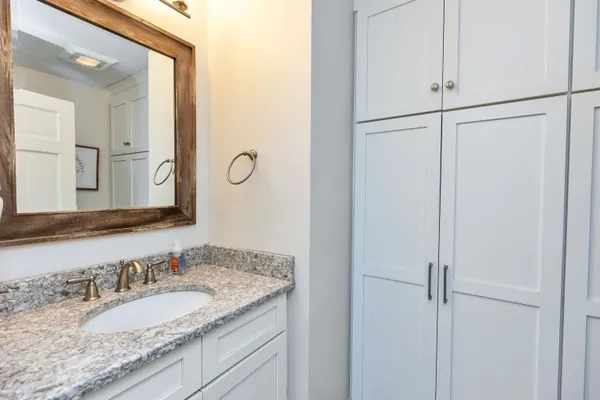 $899,900 | 7 Kent Street, Windham, NH 03087