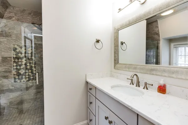 $899,900 | 7 Kent Street, Windham, NH 03087