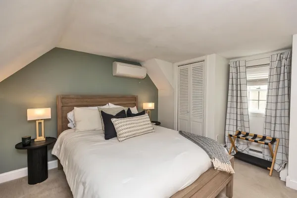$899,900 | 7 Kent Street, Windham, NH 03087