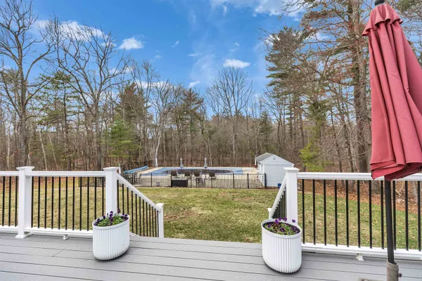 $899,900 | 7 Kent Street, Windham, NH 03087