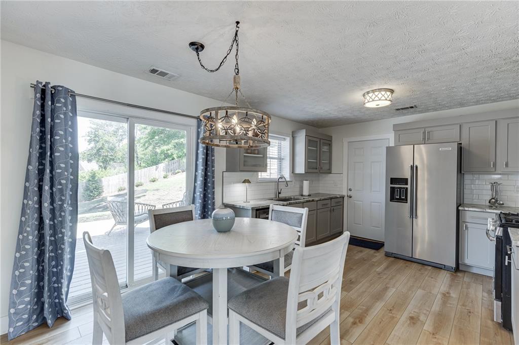 333 Twin Point Way Suwanee, GA 30024 - Photo 16 of 53
