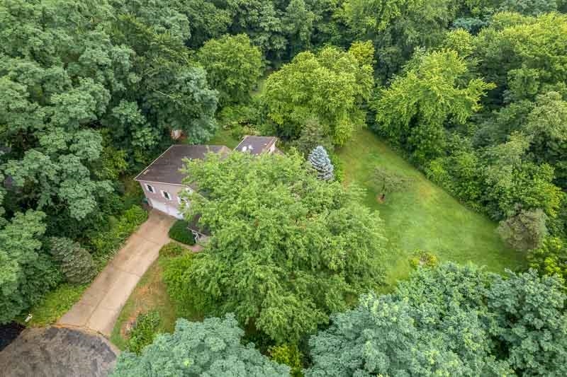 8351 Snaresbrook Road Roscoe, IL 61073 - Photo 11 of 71 Gallery Image 11
