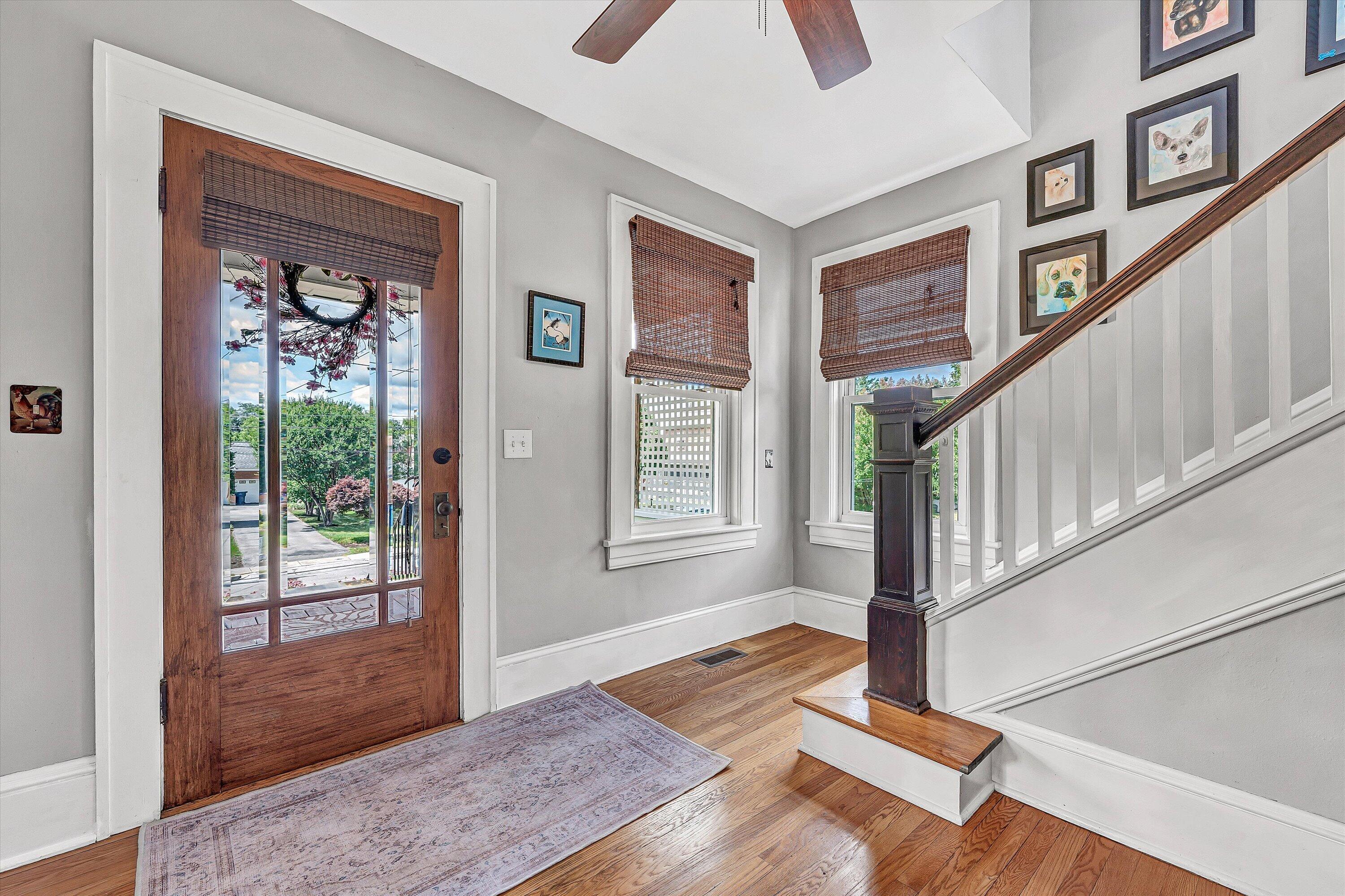 2416 Lofton Road Southwest Roanoke, VA 24015 - Photo 8 of 54 11-DSC06736