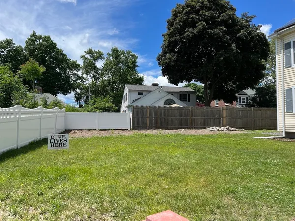 $7,595 | 11 Garrison Road, Unit 1, Arlington, MA 02474