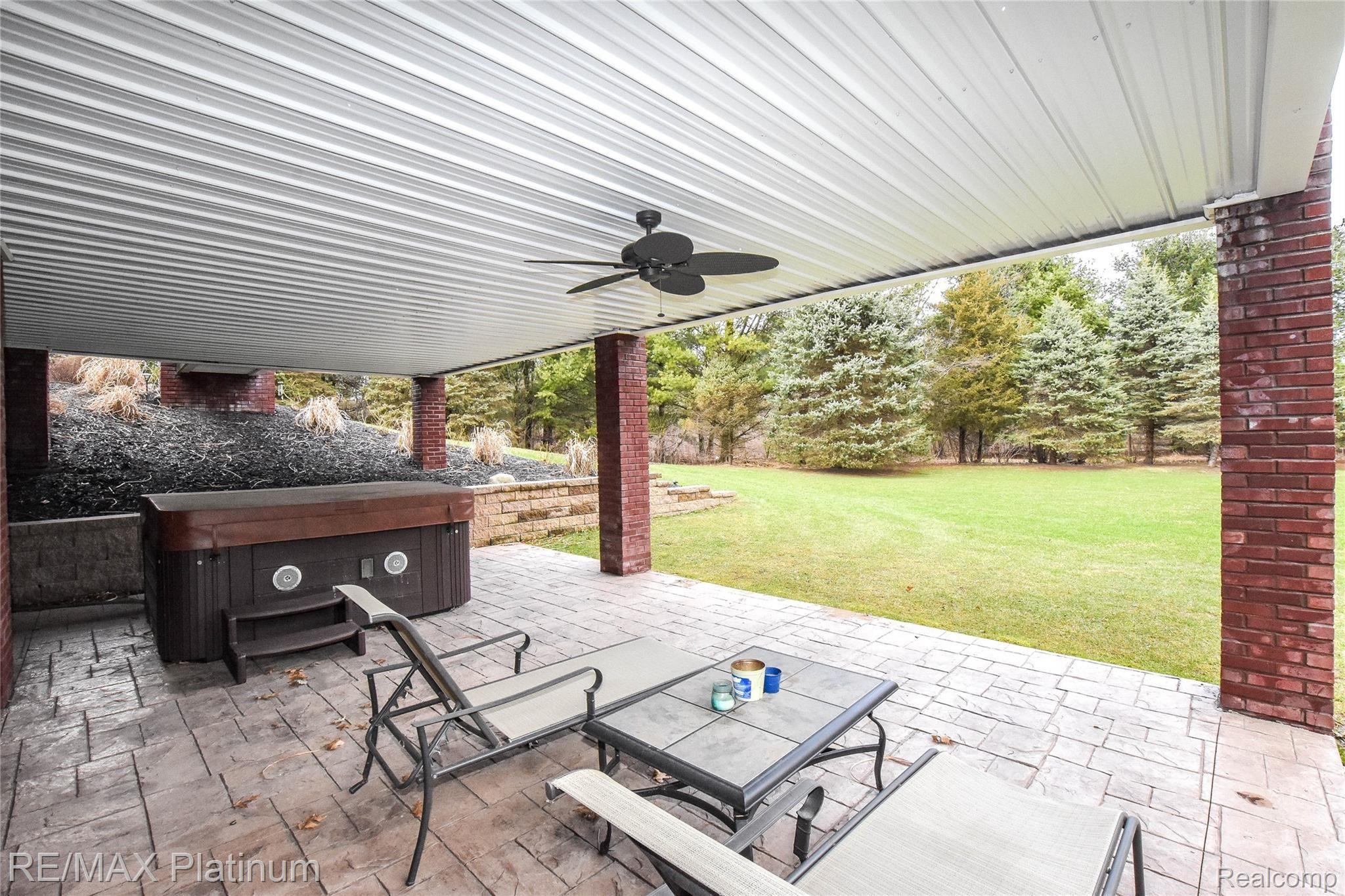 1410 Henderson Road Howell, MI 48855 - Photo 44 of 55 DSC_9684.jpg