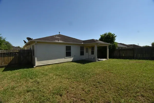 $225,000 | 1126 Desert Oasis Lane, Rosenberg, TX 77471