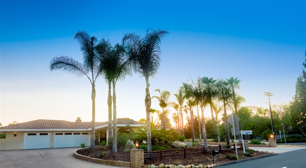 16716 Valle Verde Road Poway, CA 92064 - Photo 2 of 25