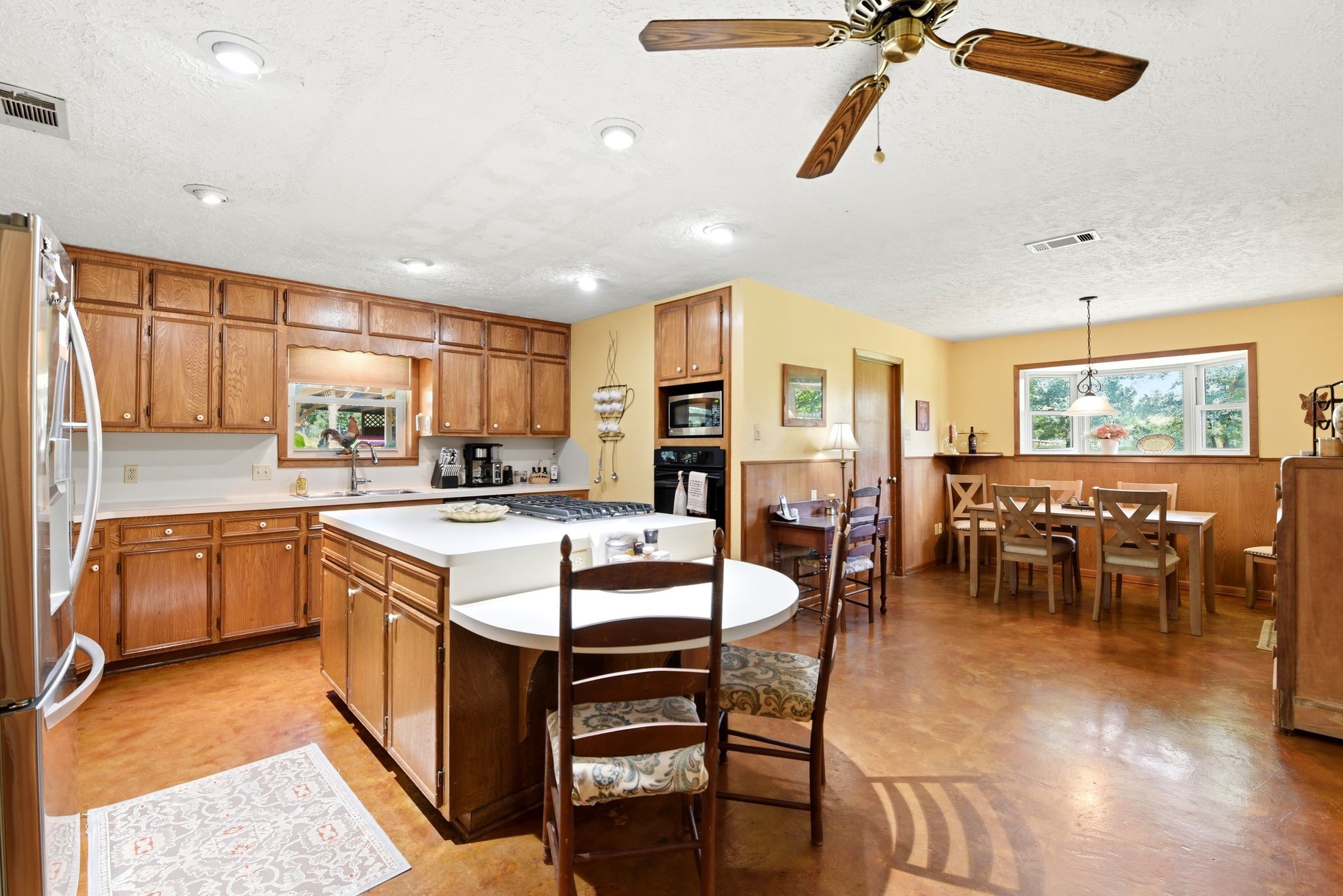 280 McGehee Road Willis, TX 77378 - Photo 11 of 50