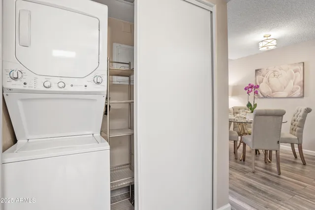 $1,900 | 719 East Lola Drive, Phoenix, AZ 85022