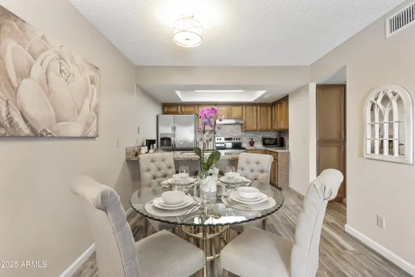 $1,900 | 719 East Lola Drive, Phoenix, AZ 85022