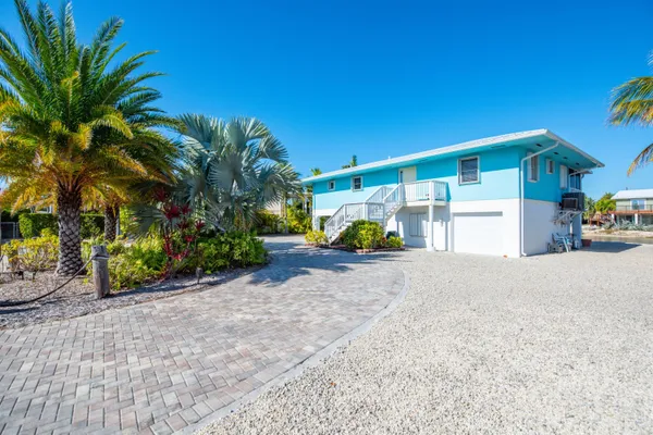 $1,200,000 | 43 Venetian Way, Sugarloaf, FL 33042