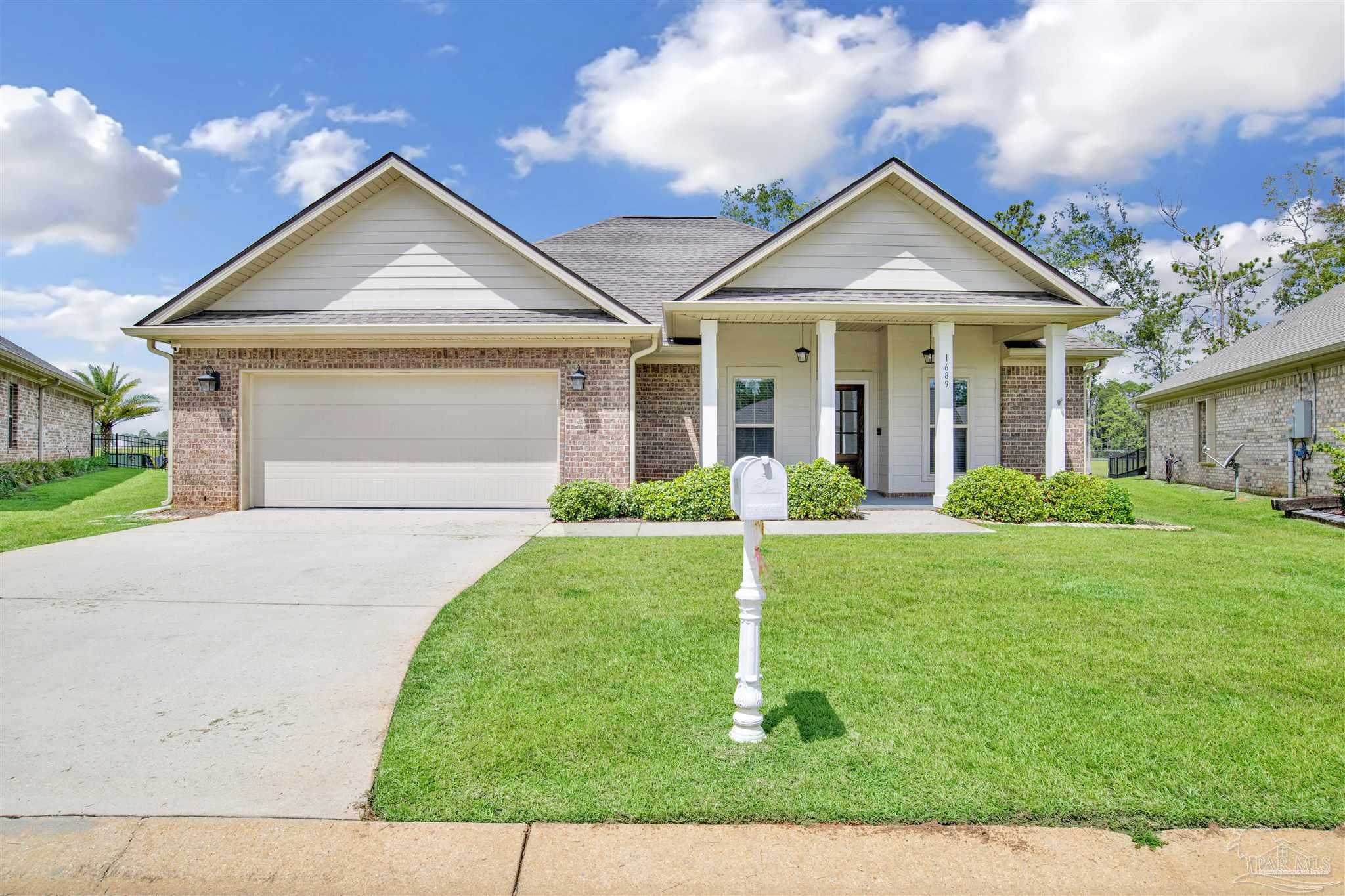 1689 Hudson Road Foley, AL 36535 - Photo 1 of 37