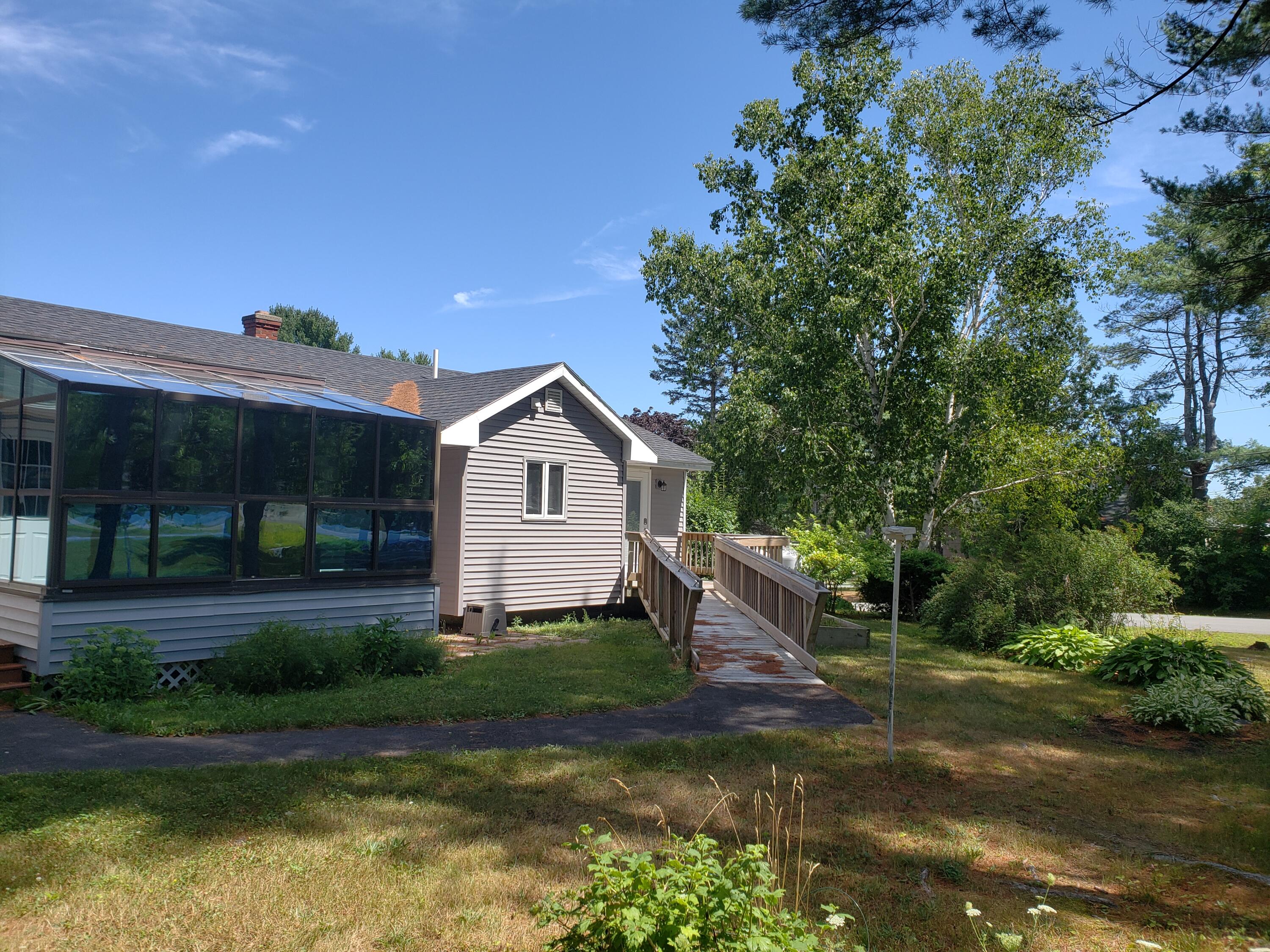 29 Perry Road Hampden, ME 04444 - Photo 2 of 44 20220803_130126