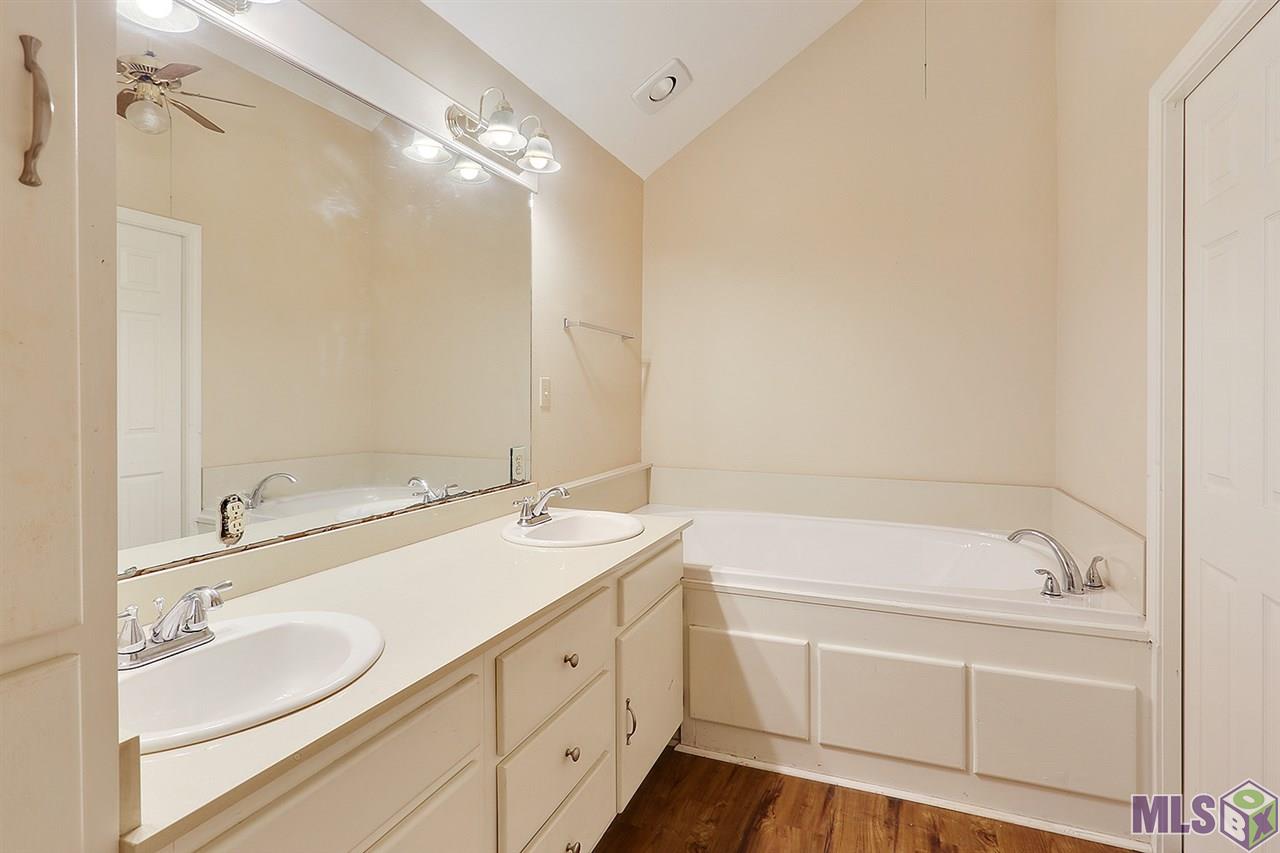 31428 Judith Drive Springfield, LA 70462 - Photo 12 of 16 Gallery Image 12