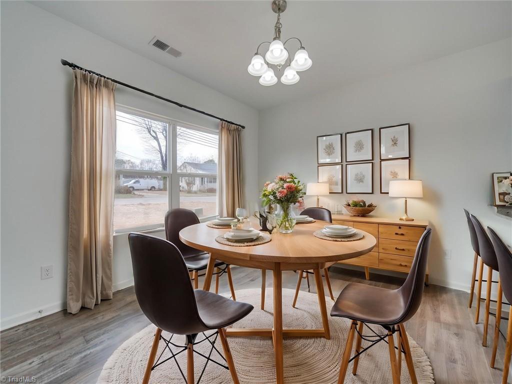 5814 Old Rural Hall Road Winston-Salem, NC 27105 - Photo 6 of 21 Virtually Staged Dining Area