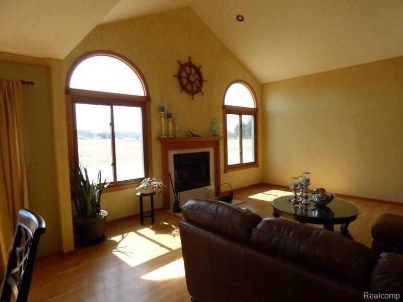 8602 Hyne Road Brighton, MI 48114 - Photo 11 of 34 Hyne 015.jpg