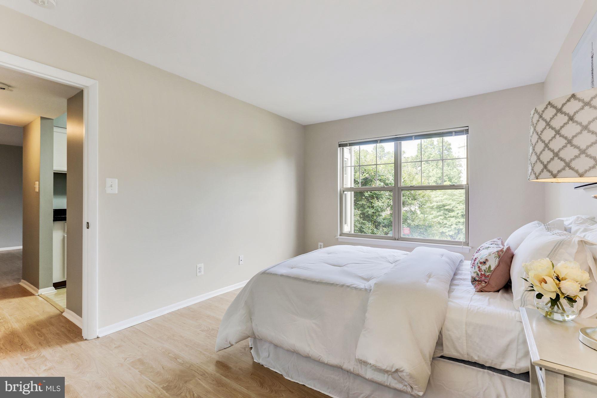 11653 Gas Light, Unit E Reston, VA 20190 - Photo 15 of 19 Bedroom